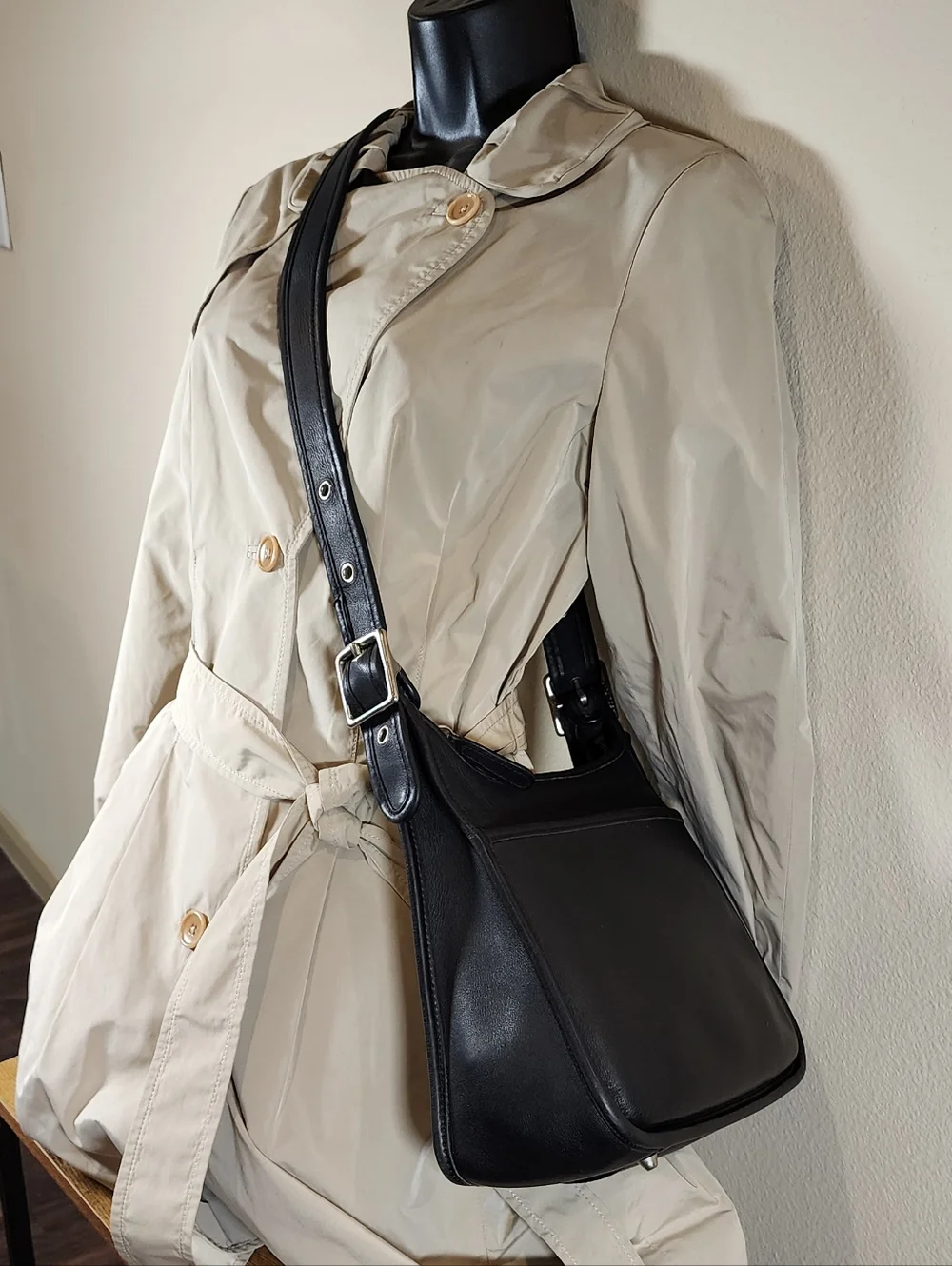 Vintage Coach Legacy Zip #9966